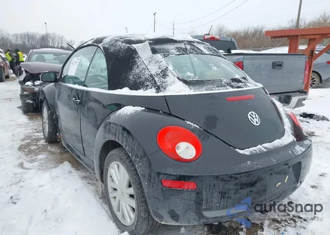 2009 Volkswagen New Beetle 2.5L from USA, damaged, VIN 3VWRF31Y89M401508